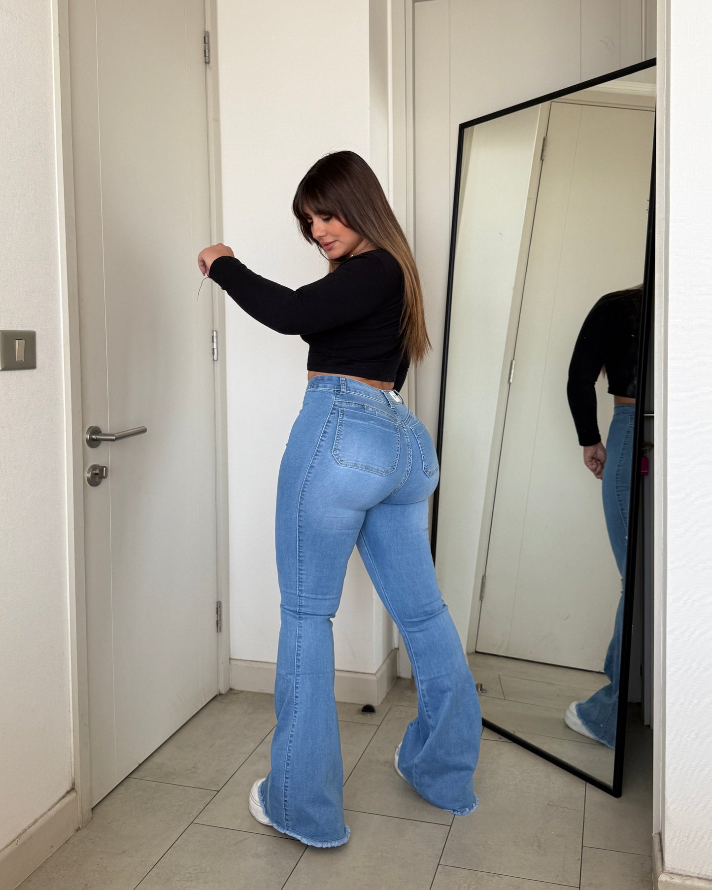 MB035 (B6) | Jeans Flare Celeste Focalizado | Menina | Venta Por Mayor