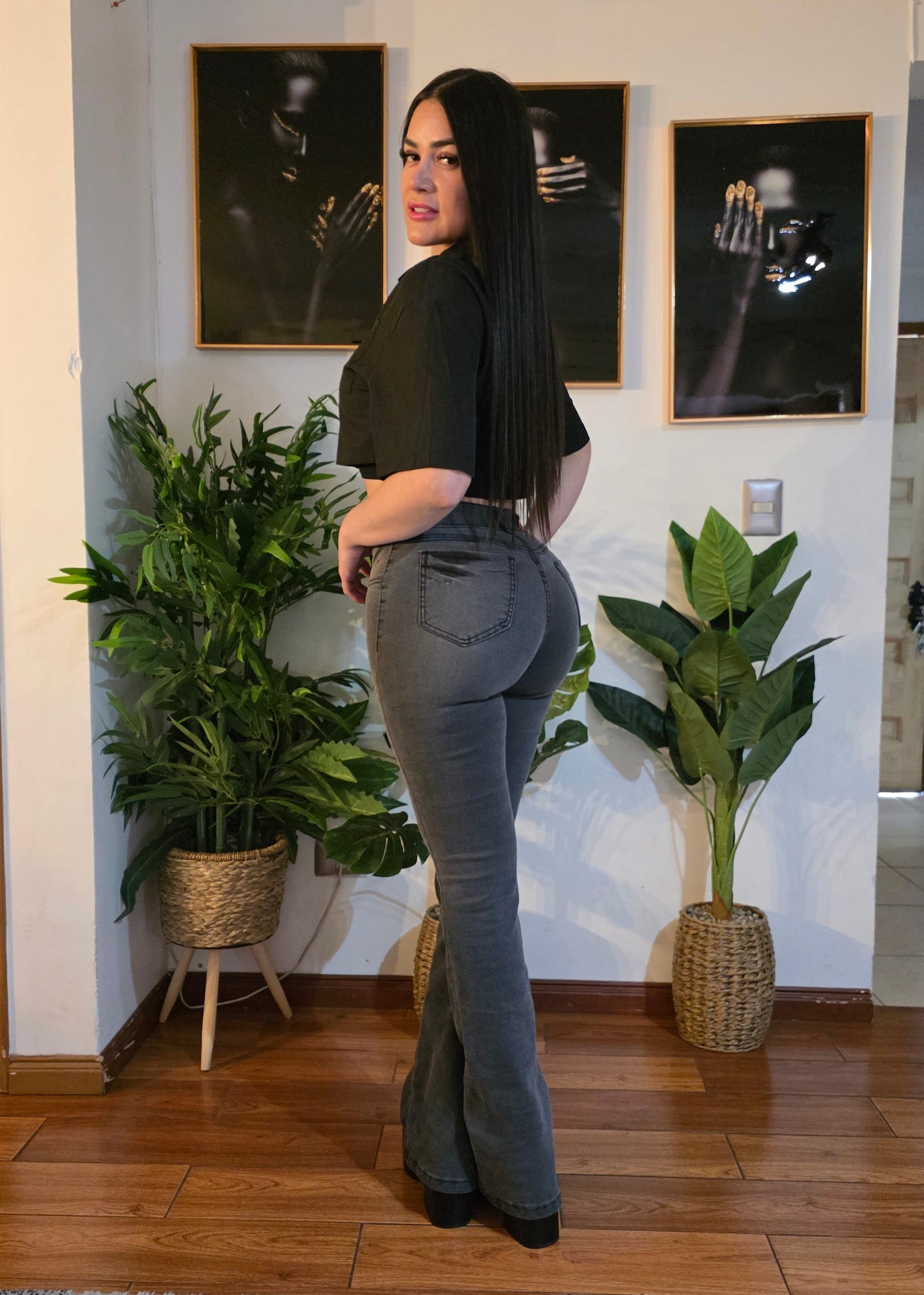 EZ2516 | Flare Nacional Gris Lineal 5 Botones | EZ | Venta Por Mayor