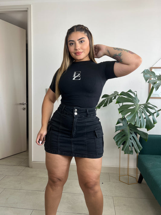 EZ04 | (C6)  Falda Short Cargo Negra Confeccion Nacional | Moda Estroz | Venta Por Mayor