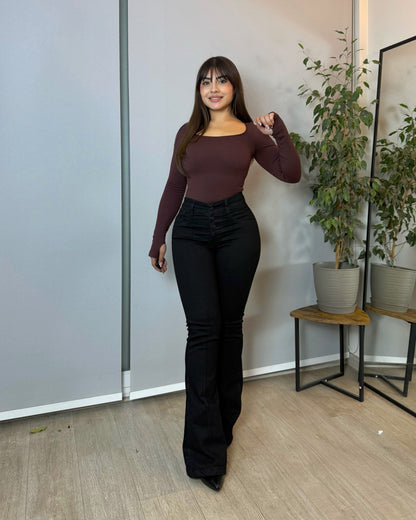EZ2534 | Jeans Flare Lineal  Botones Negro Nacional Ultra Push Up | EZ | Venta Por Mayor