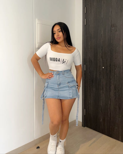 H606 (Q5) | Falda Short Cargo Celeste | Venta Por Mayor