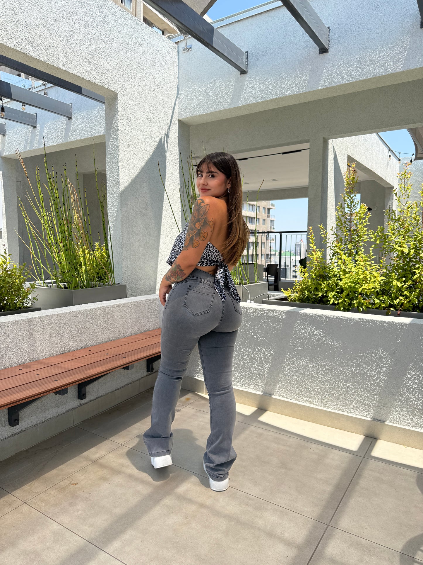 EZ2524 (N6,7) | Flare Nacional Gris Ultra Push Up | EZ | Venta Por Mayor
