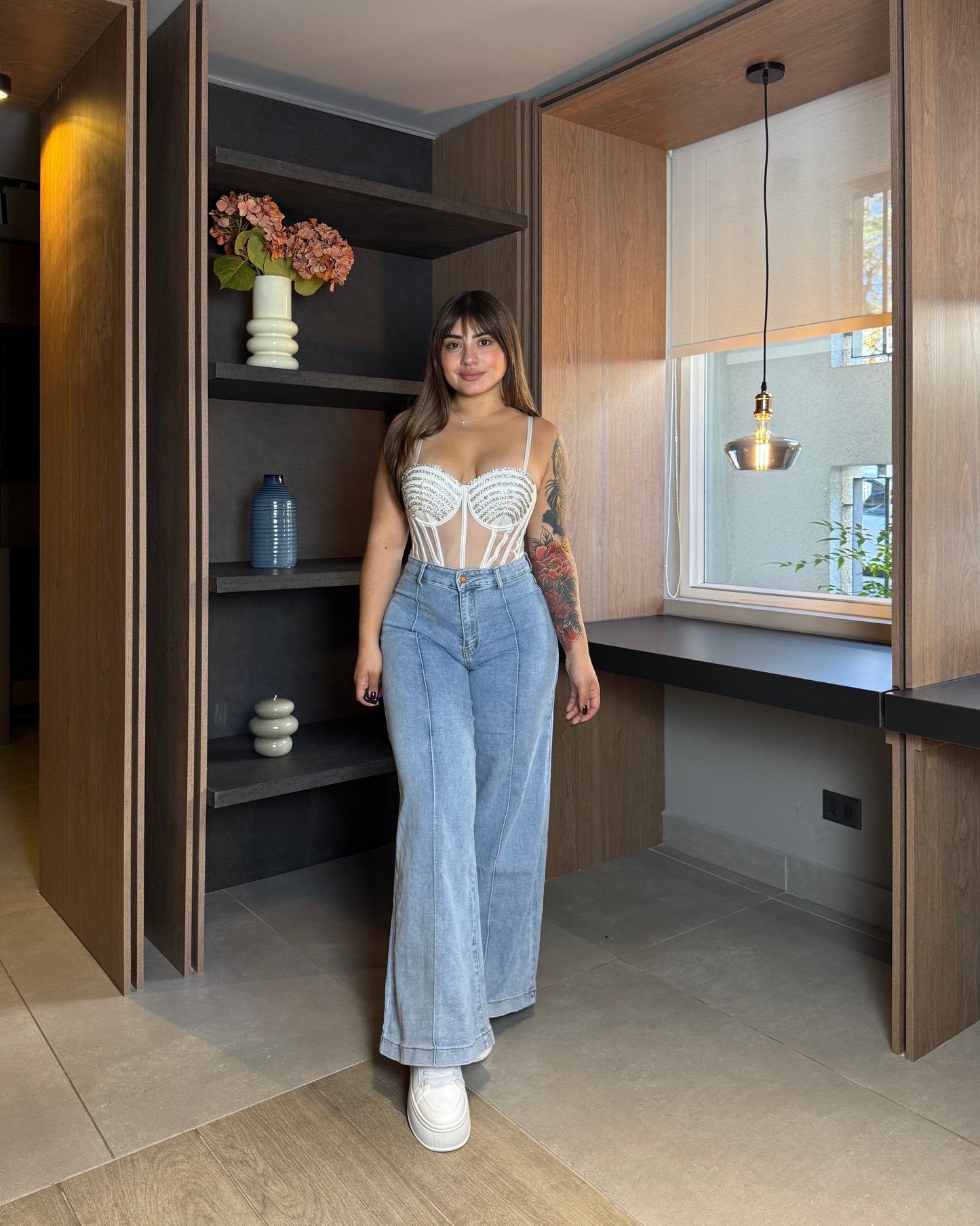 MB2007-1 (S7) | Palazzo Celeste | Menina | Venta Por Mayor