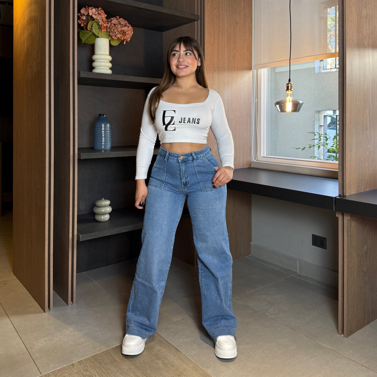 MB2008-1 (C1) | Palazzo Azul | Menina | Venta Por Mayor