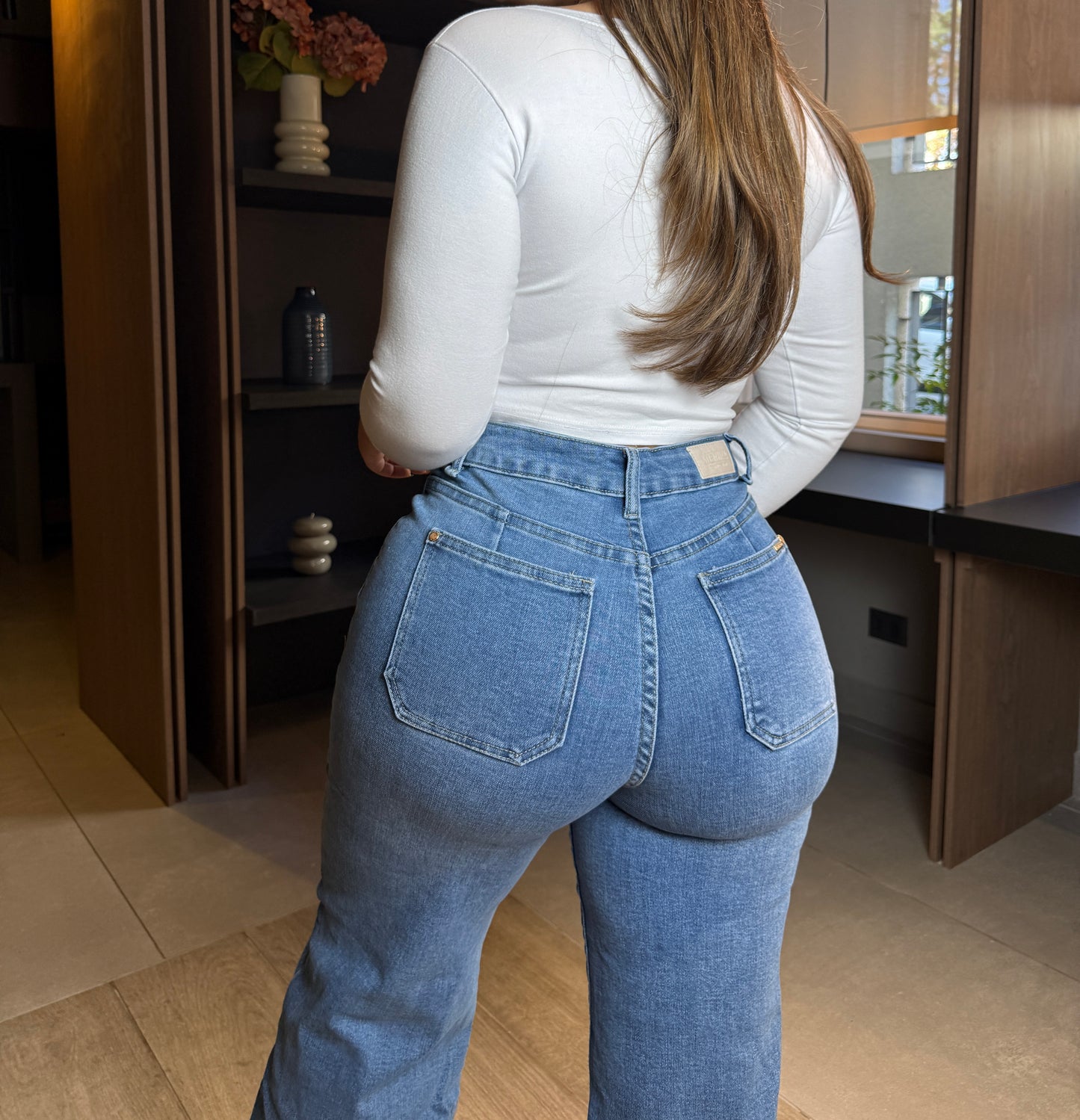 MB2008-1 (C1) | Palazzo Azul | Menina | Venta Por Mayor