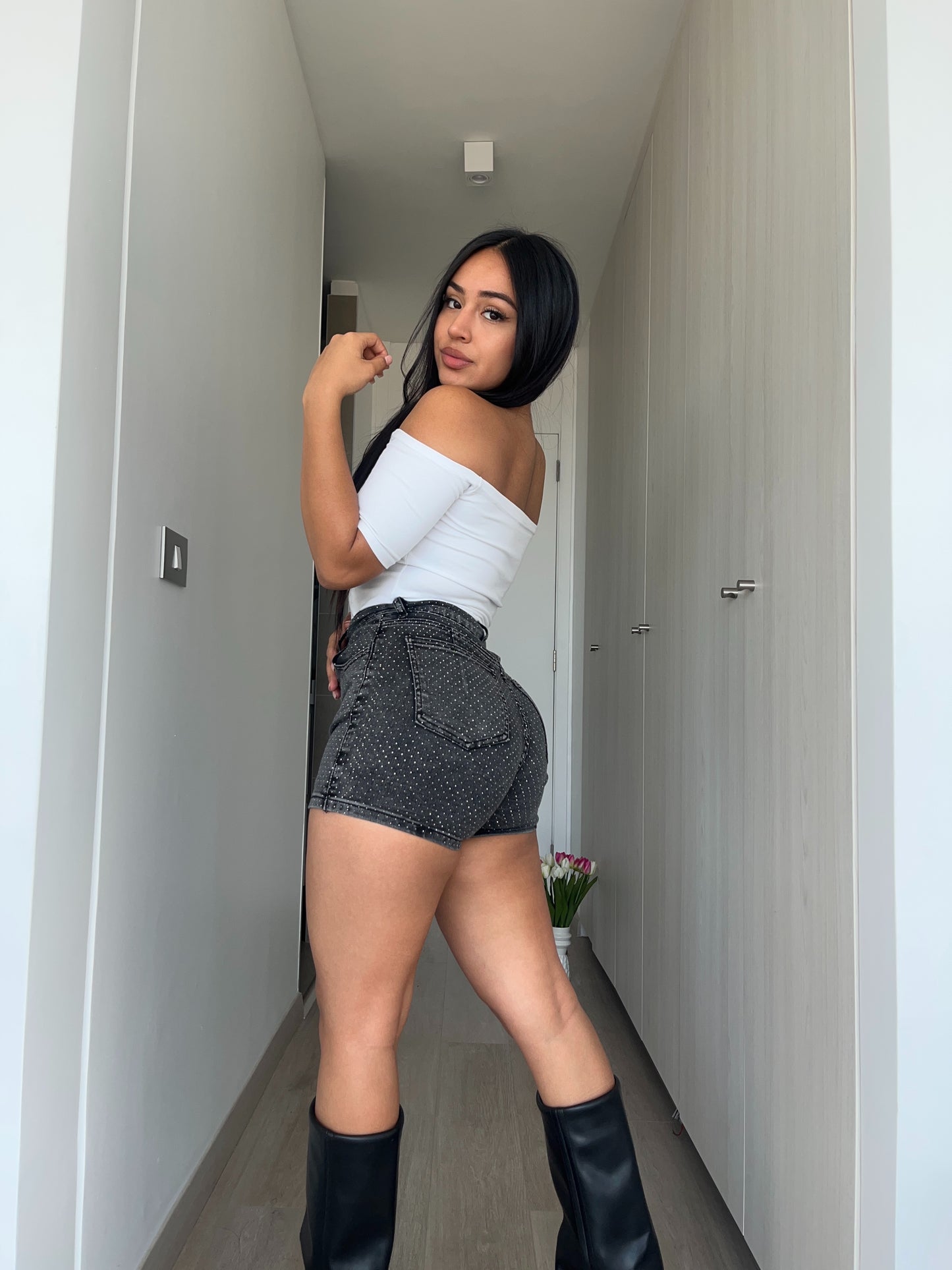 MB047 (L4) | Falda Short Gris Brillos | Menina | Venta Por Mayor