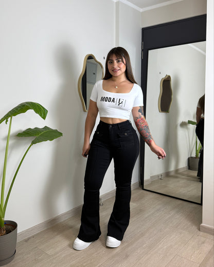 MB2067-2 (P7) | Flare Negro Lineal Bolsillos Cuadrados | Menina | Venta Por Mayor