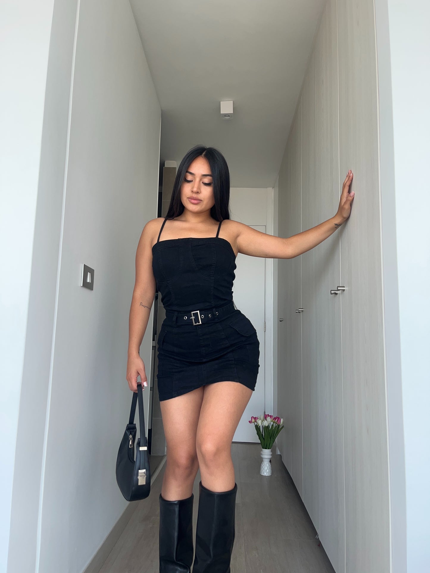 MB424-1 (K7) | Enterito Falda Short Cargo Negro | Menina | Venta Por Mayor