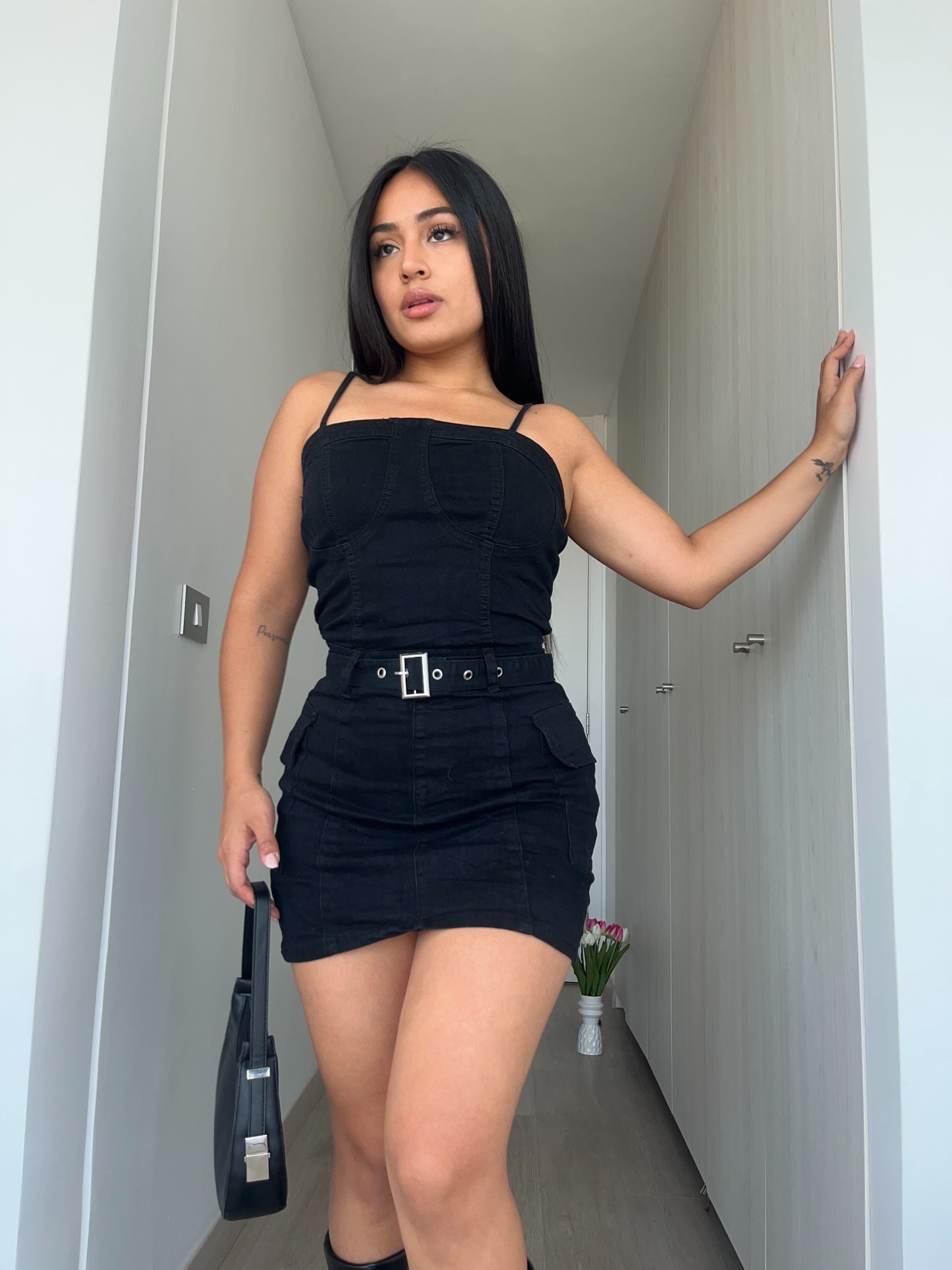 MB424-1 (K7) | Enterito Falda Short Cargo Negro | Menina | Venta Por Mayor