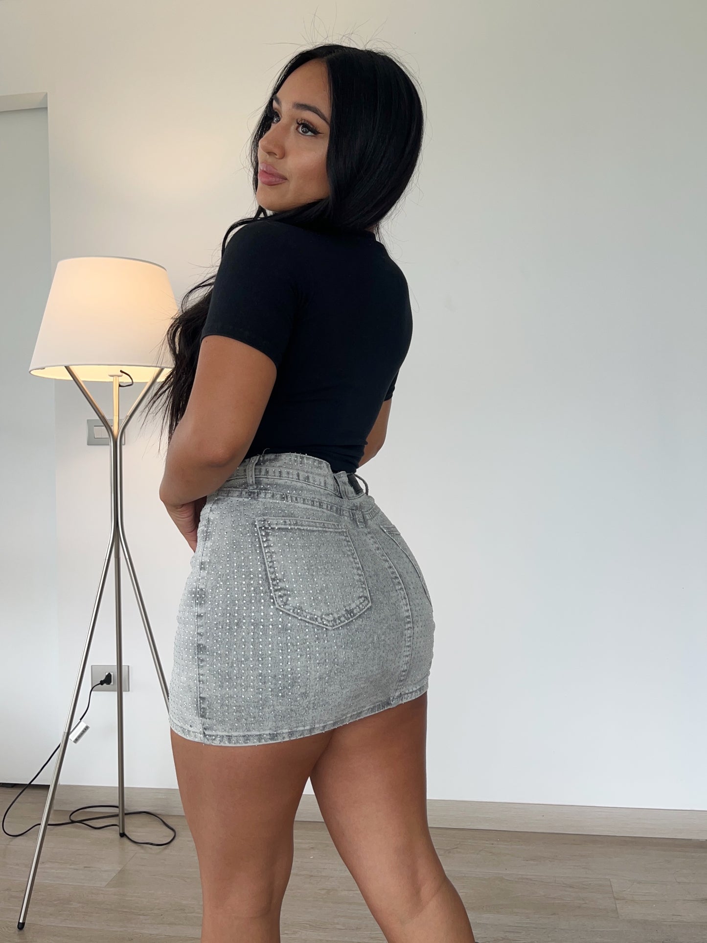 N670-3 (S6) | Falda Short Full Brillos Gris | Menina | Venta Por Mayor