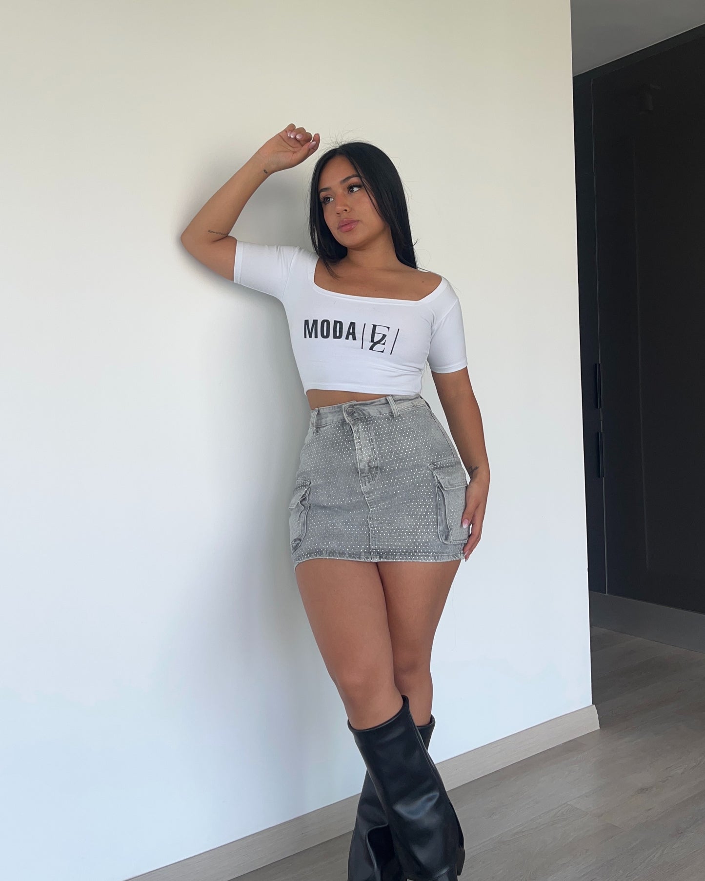 N672-3 (R3) | Falda Short Cargo Full Brillos Gris Claro | Menina | Venta Por Mayor