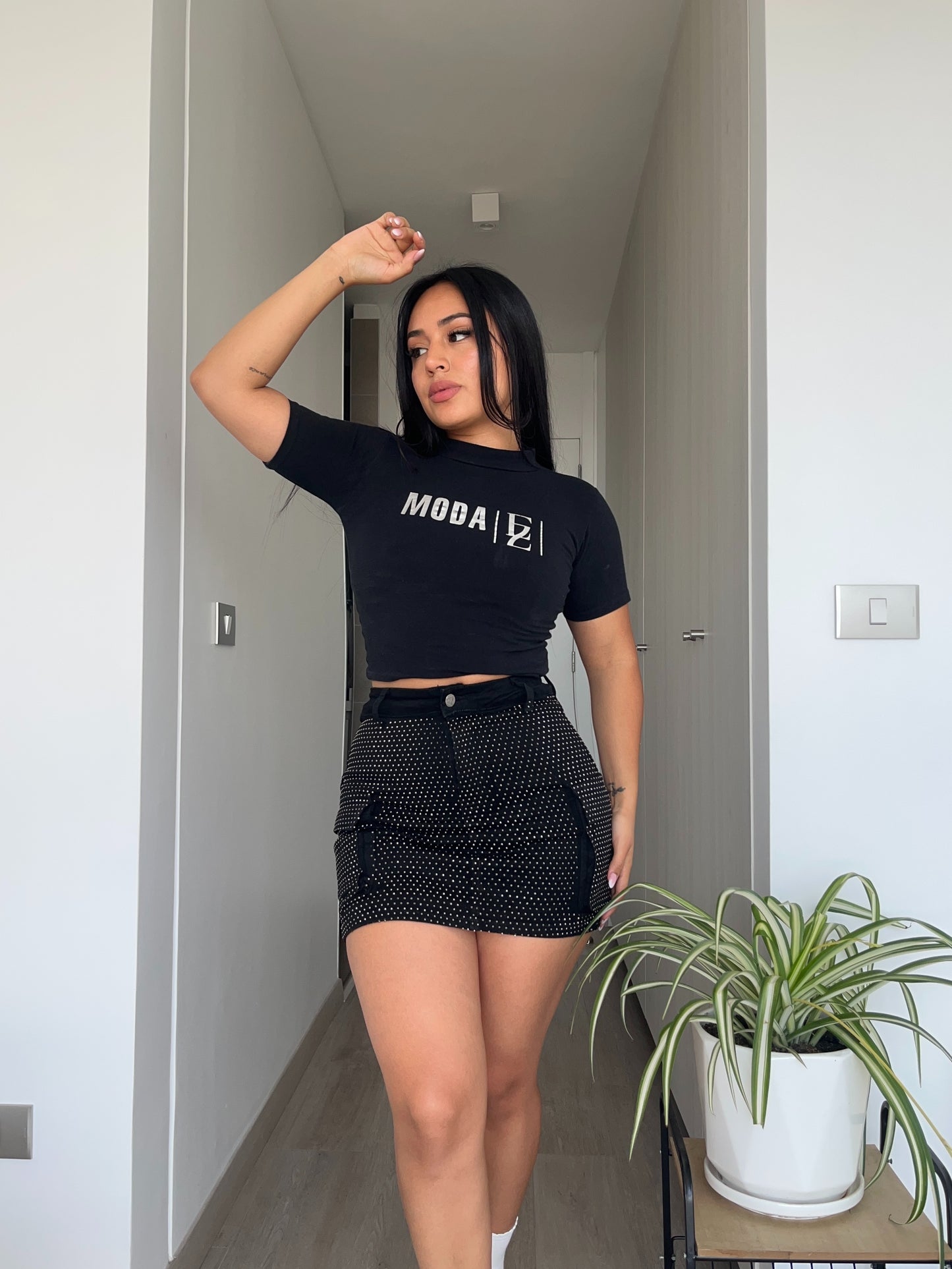 N672-5 (R2) | Falda Short Full Brillos Negro Cargo  | Menina | Venta Por Mayor