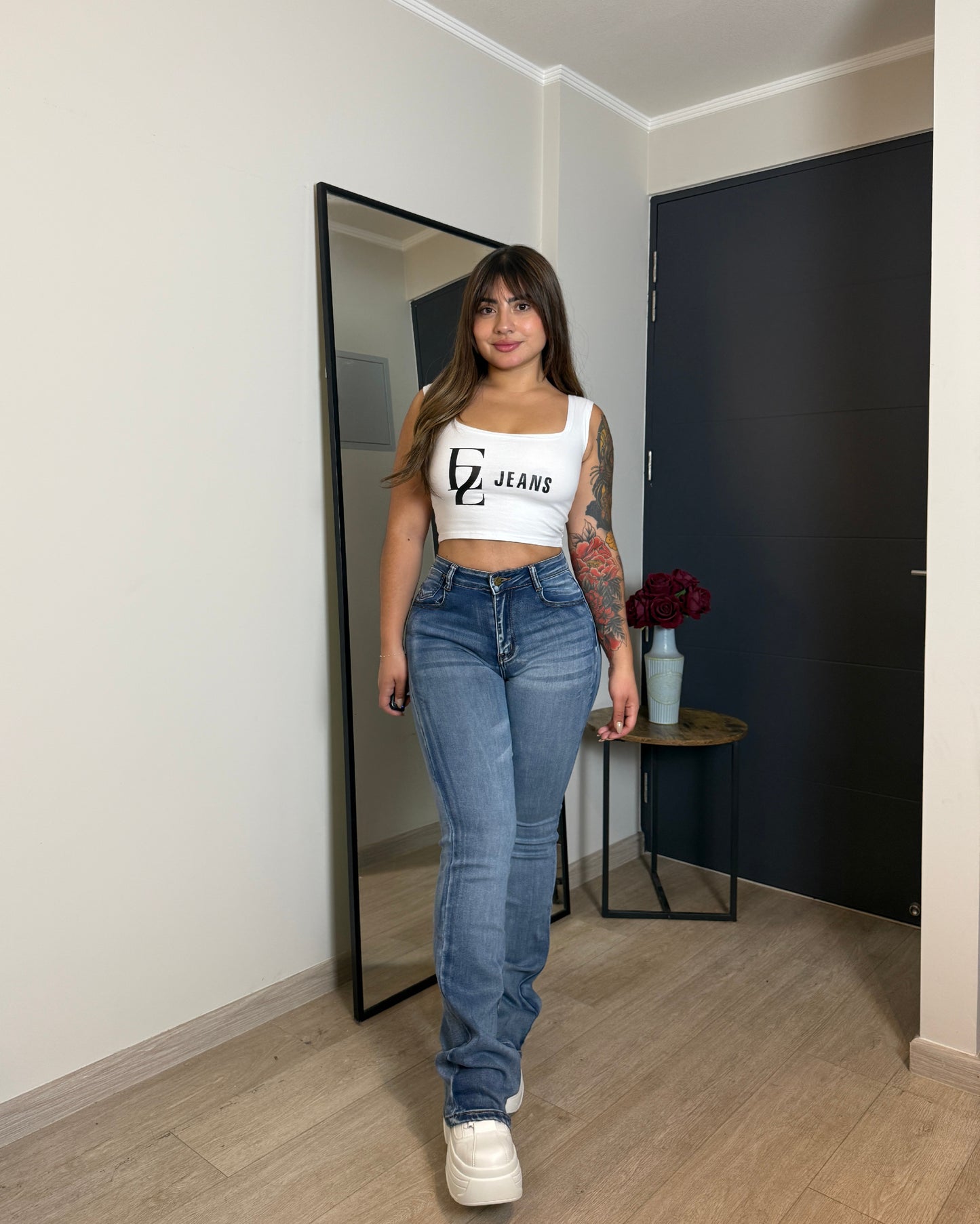 N805-2 (E2) | Flare Azul Focalizado | Menina | Venta Por Mayor