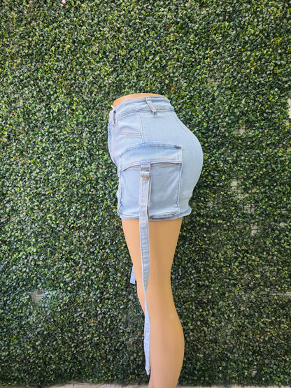 H606 (Q5) | Falda Short Cargo Celeste | Venta Por Mayor