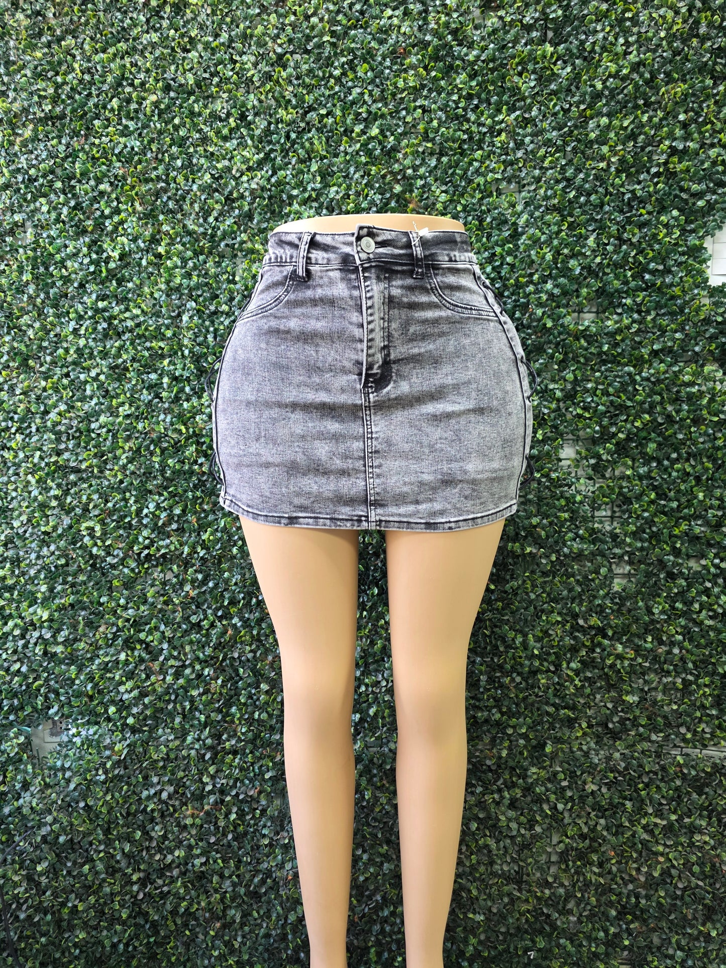H604 Gris (M7) | Falda Short Trenzada Gris | Venta Por Mayor